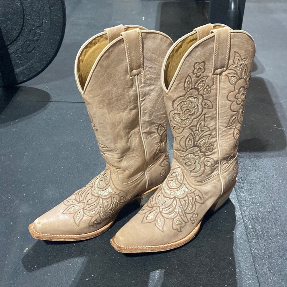 Women’s Shyanne Cowgirl boots